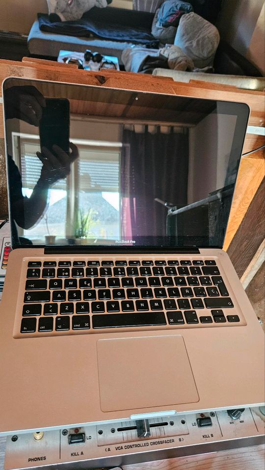 MacBook Pro 2011 DEFEKT AN BASTLER in Wilhelmshaven