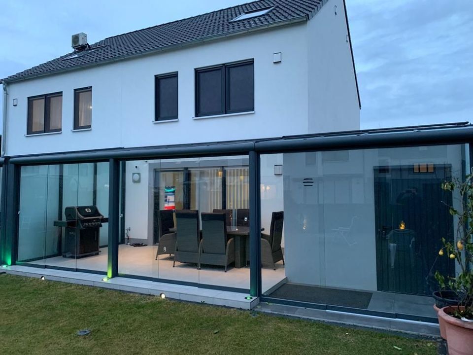 TERRASSENÜBERDACHUNG ALU PREMIUM ANTHRAZIT MIT 8MM VSG GLAS in Eberstadt