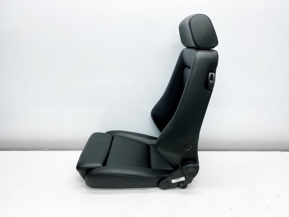 RECARO Specialist M (LX) K. Leder Schwarz Sitz in Kranenburg