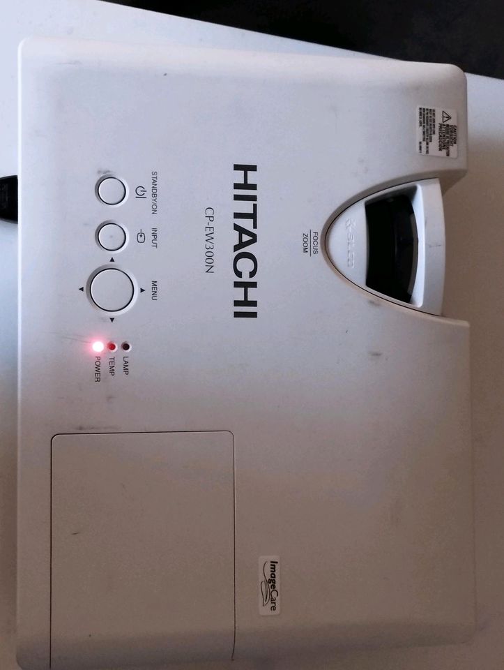 Projector Hitachi CP EW300N WXGA LCD Beamer in Duisburg