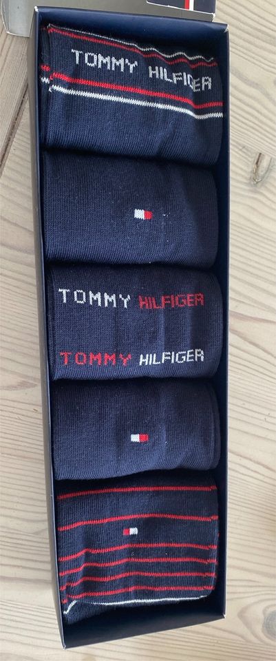Tommy Hilfiger Socken in Geschenkbox, 5 Paar, dkl. Blau, Neu in Wardenburg
