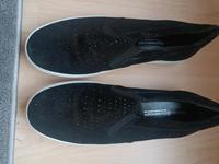Slipper schwarz Kennel& Schmenger Größe 40 Kr. München - Ismaning Vorschau