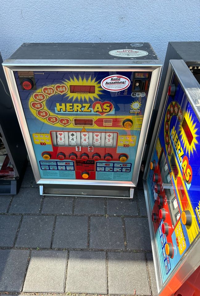 5 Stk. Spielautomat Merkur Unterhalter Konvolut Kartenwender in Neulußheim