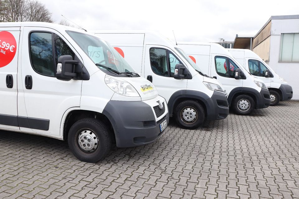 Sprinter jeglicher Größe bis 4,30m Ladefläche mieten Transporter in Dortmund