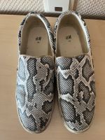 H&M Slipper Schlangenprint Gr. 39 Baden-Württemberg - Friedrichshafen Vorschau