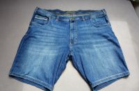 Shorts Gr 62 Bugatti Jeans Blau Top Zustand Nordrhein-Westfalen - Borken Vorschau