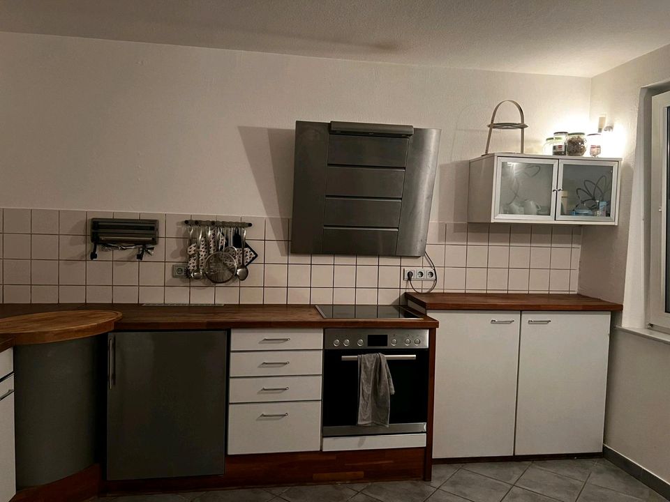 Küche Einbauküche mit allen Elektro Geräten | Miele Bosch AEG in Worms
