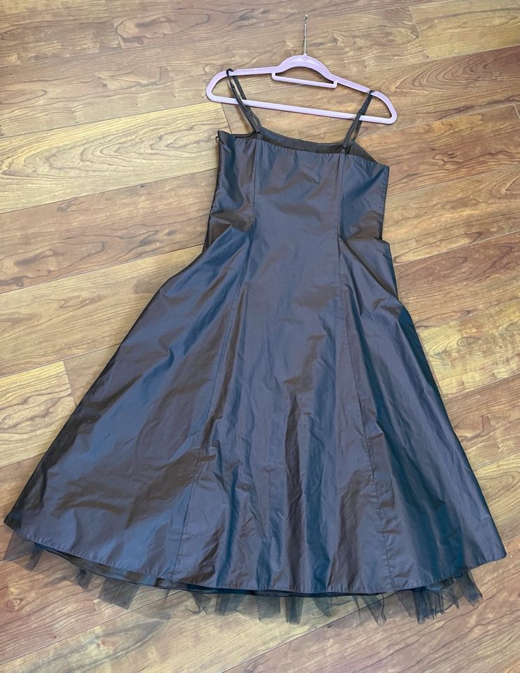 Vera Mont Cocktailkleid Abendkleid schoko braun Satin midi 38 in Lohmar