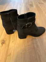 Esprit Schuhe Stiefel Boots Größe 38 NEU Niedersachsen - Osterholz-Scharmbeck Vorschau