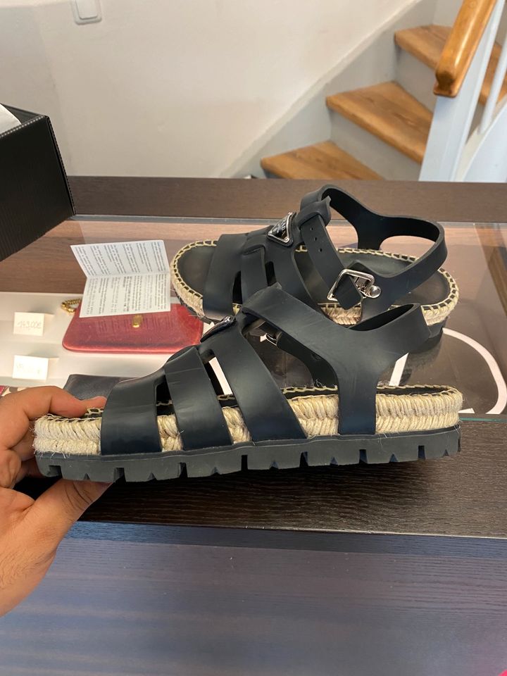 Prada Sandalen in Augsburg