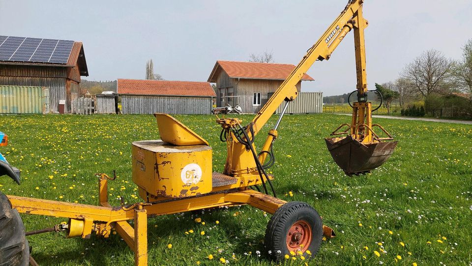 Krüger Bagger L211 in Aitrang