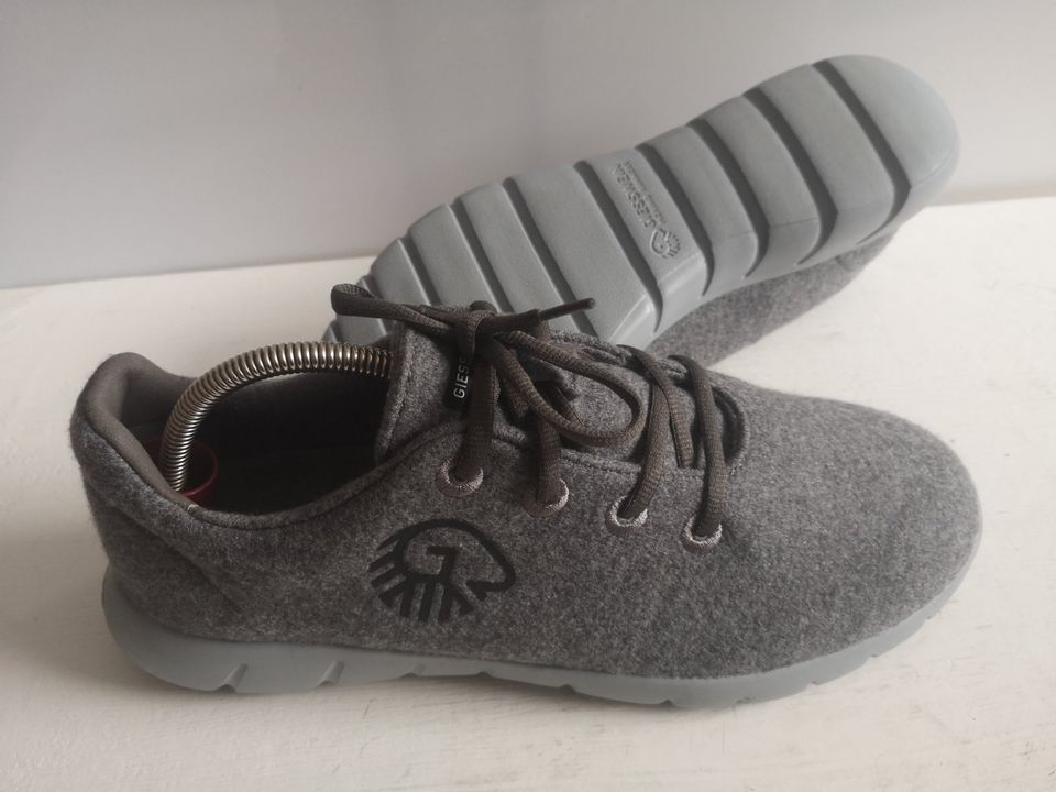 Herren Schuhe Sneaker GIESSWEIN Merino Runners Gr 44 grau Wolle in Erkrath