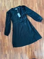 NEU ** BODEN ** Kleid 36 P Petit ** Wickeloptik schwarz Bayern - Regensburg Vorschau