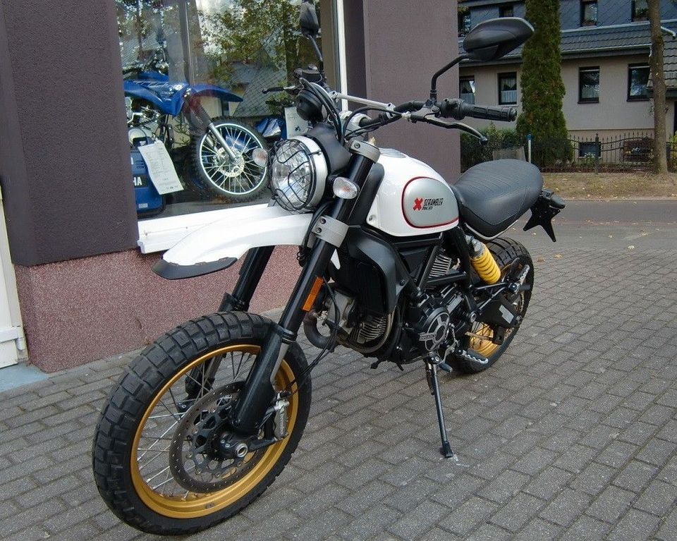 Ducati Scrambler 800  Desert Sled in Neuenhagen