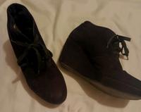 Stiefeletten mit Keilabsatz Gr. 38 S'Oliver Wildleder schwarz Rheinland-Pfalz - Wittlich Vorschau