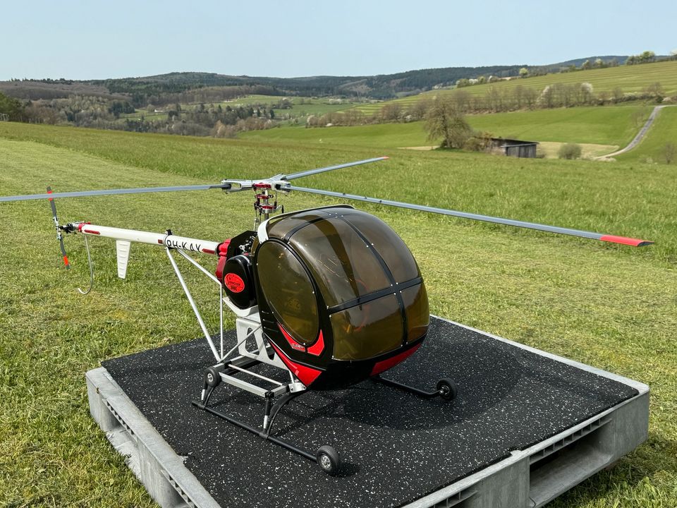 Vario Hughes 300 Schweizer T-Rex 800er Heli in Bad Orb