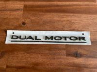 Tesla Dual Motor Emblem schwarz glänzend Nordrhein-Westfalen - Kall Vorschau