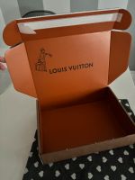 Louis Vuitton Versandkarton ca 28 cm Lang, 21,5 cm breit Essen - Essen-West Vorschau