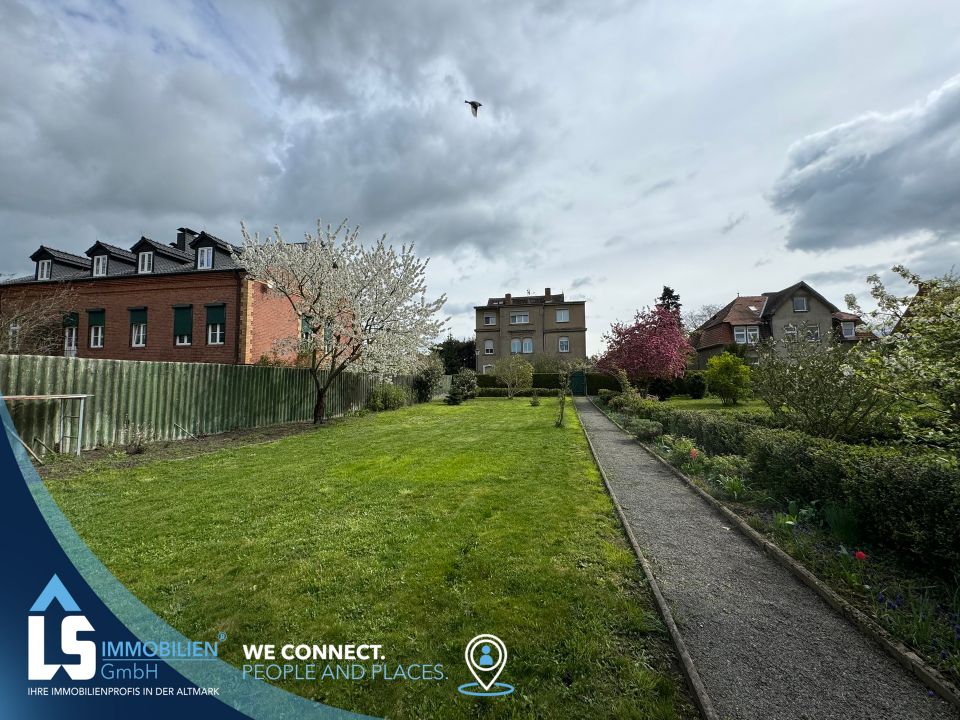 Traumhafter Garten mit Laube mitten in Osterburg (Wallpromenade) in Osterburg