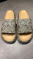 Neue Leoparden Pummys in Größe 38/39 Kr. München - Unterhaching Vorschau