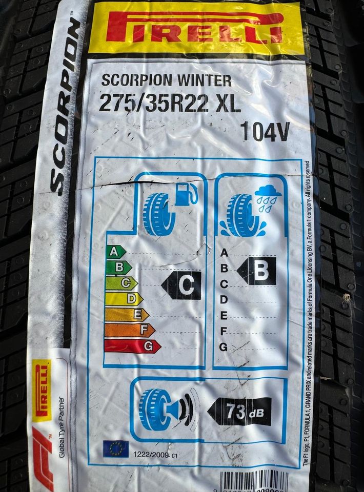 Pirelli Scorpion Winter 275/35 R22 104V  - „2 Stk. verfügbar“ in Mötzingen