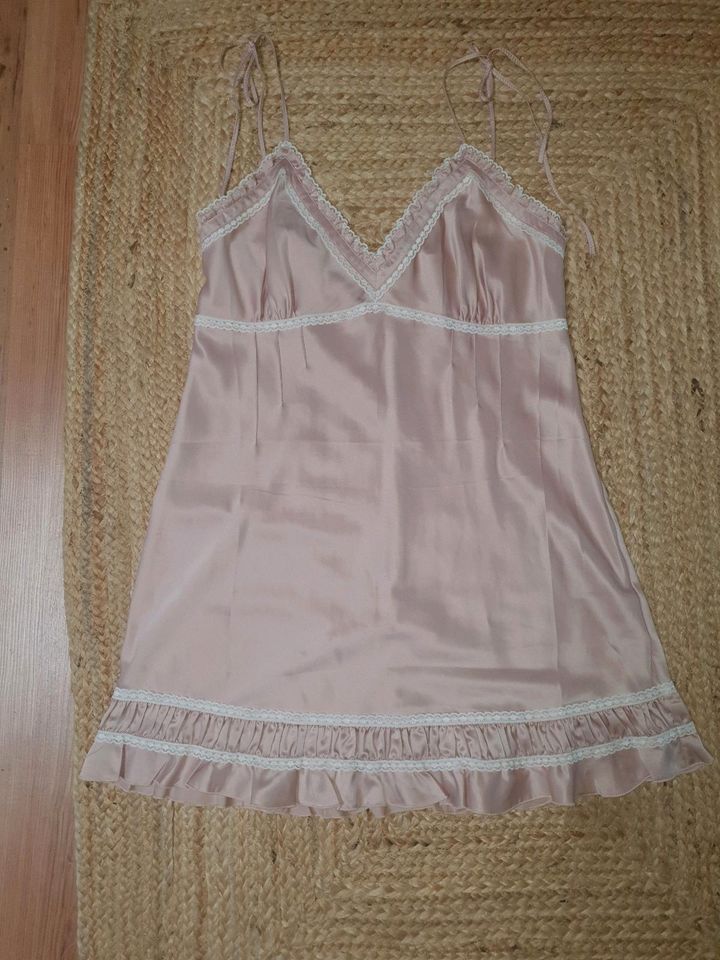 Negligee Satin (Versand inkl)H&M 40/42 in Rinteln