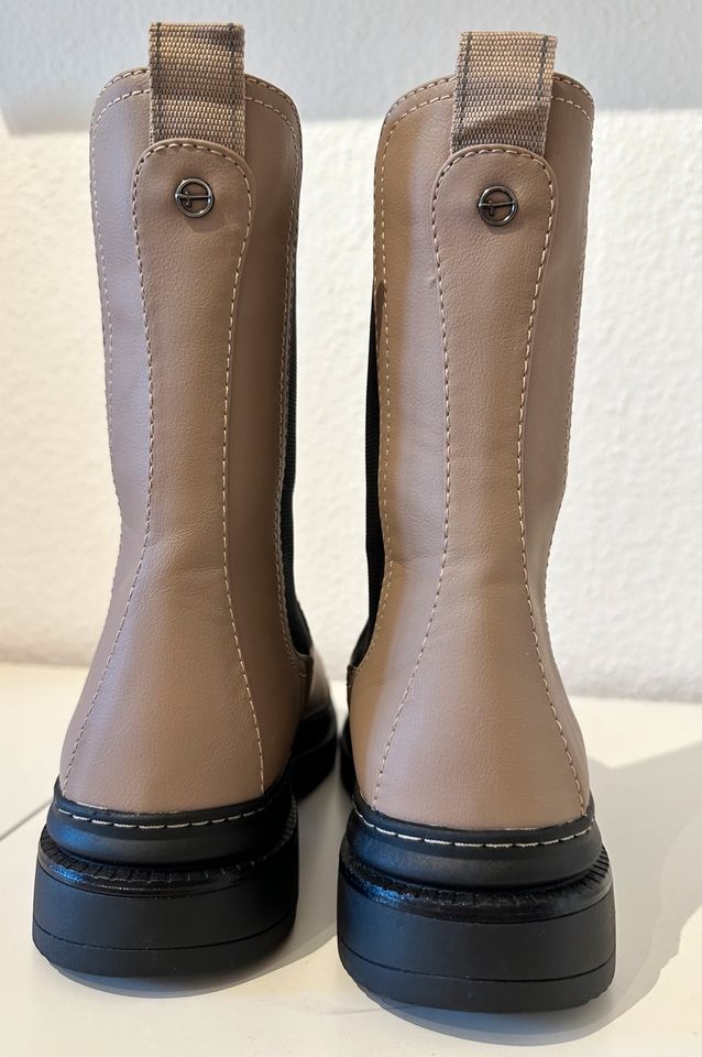 Tamaris Chelsea Boots Gr.39 in Büdelsdorf