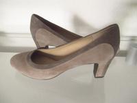 Geox Respira Schuhe Pumps echt Leder Wildleder beige braun 39 Berlin - Lichtenberg Vorschau