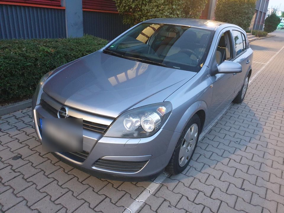 Opel Astra H Benzin Automatik Klima El.Fenster Z.Verriegelung in Hochheim am Main