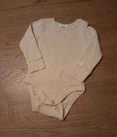 Newbie Body, Schlafanzug, Pullover Größe 74 Nordrhein-Westfalen - Borken Vorschau