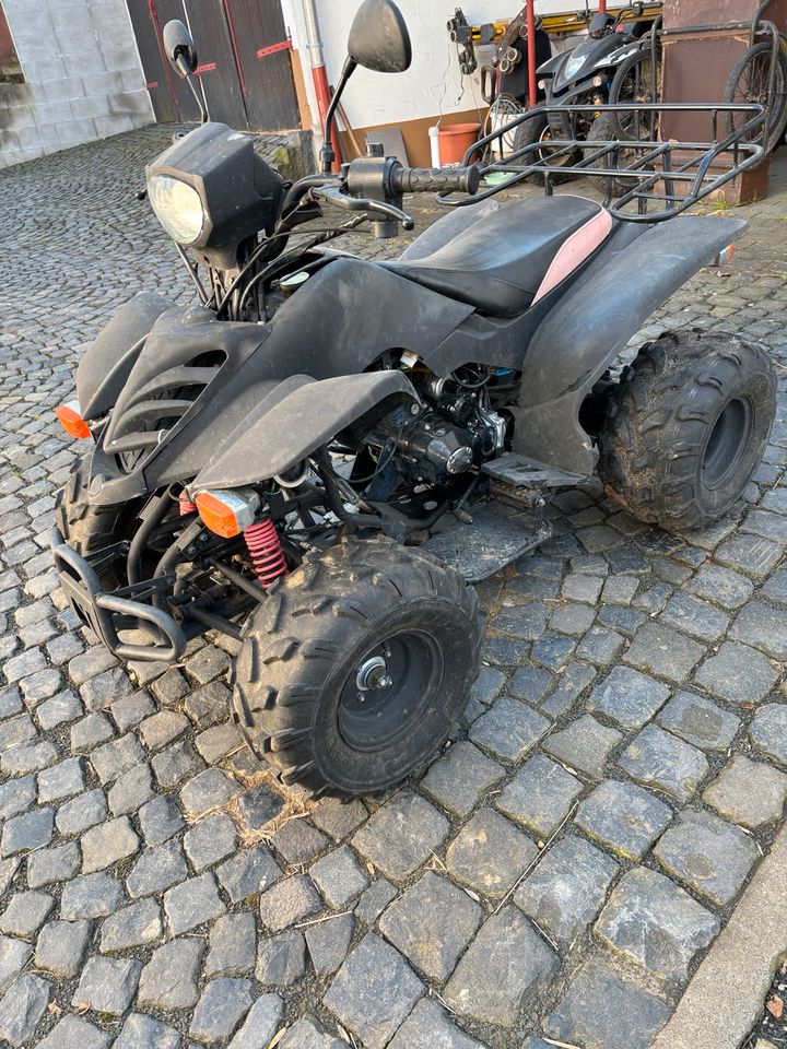 Quad zuverkaufen in Büdingen