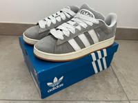 adidas Campus 00s Grau/Weiß (HQ8707) - Größe 45 1/3 Niedersachsen - Wolfenbüttel Vorschau