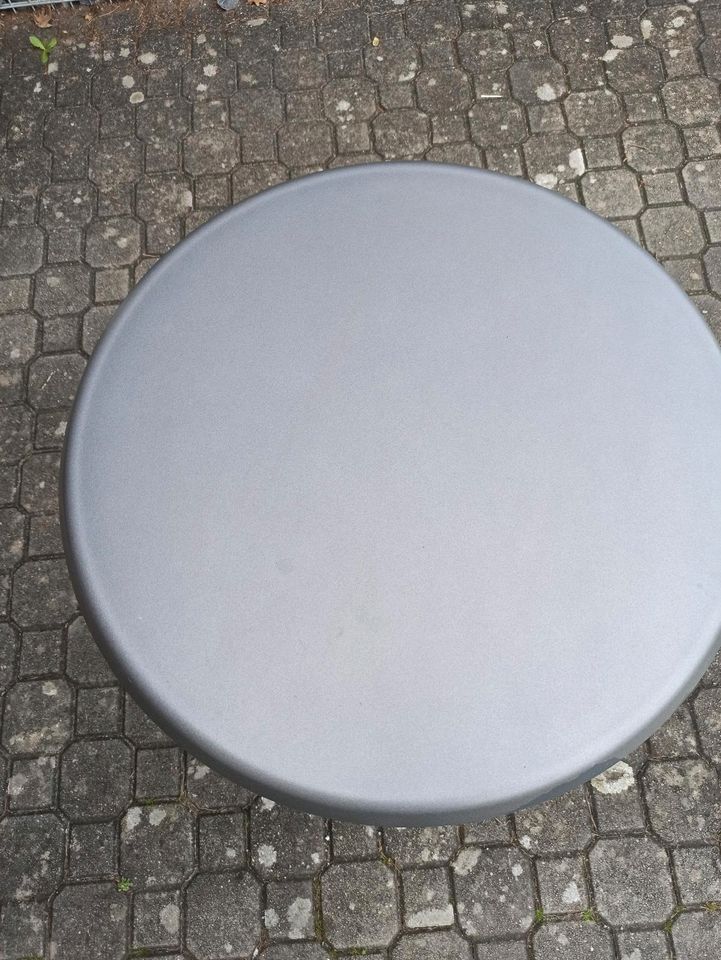 Tisch Terrassentisch 75cm Durchmesser in Bodnegg