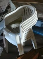 5 weiße Kunststoff Stühle Niedersachsen - Vechta Vorschau