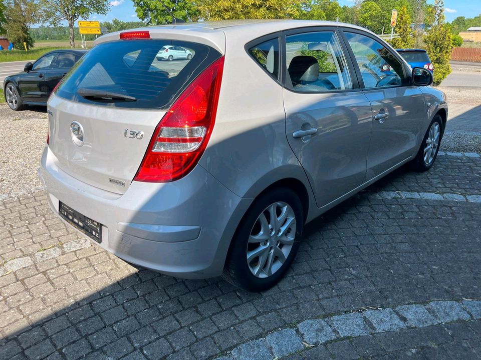 HYUNDAI I30 TÜV NEU in Mengen