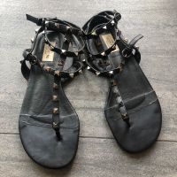 Valentino Rockstud Sandalen/Schuhe Nordrhein-Westfalen - Gelsenkirchen Vorschau