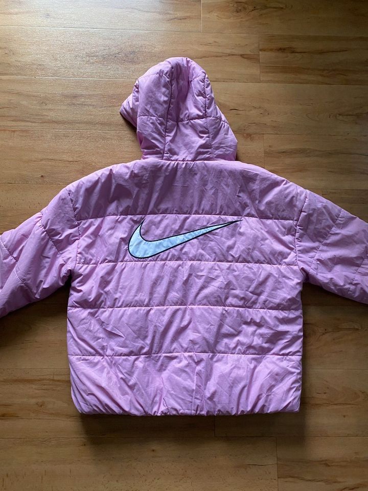 Jacke Damen M Pink Rosa Nike in Düsseldorf