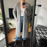 Zara Cardigan Strickjacke Mantel Rippstrick hellgrau lang Taschen Schleswig-Holstein - Kiel Vorschau