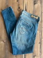 Bershka Damen Jeans Gr.40 Saarland - Mettlach Vorschau