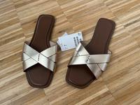 H&M HM Sandalen Pantoletten Gold 38 Neu Thüringen - Weimar Vorschau