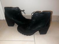 Schwarze Damen-Stiefeletten 40 Fifth Avenue Dortmund - Hörde Vorschau