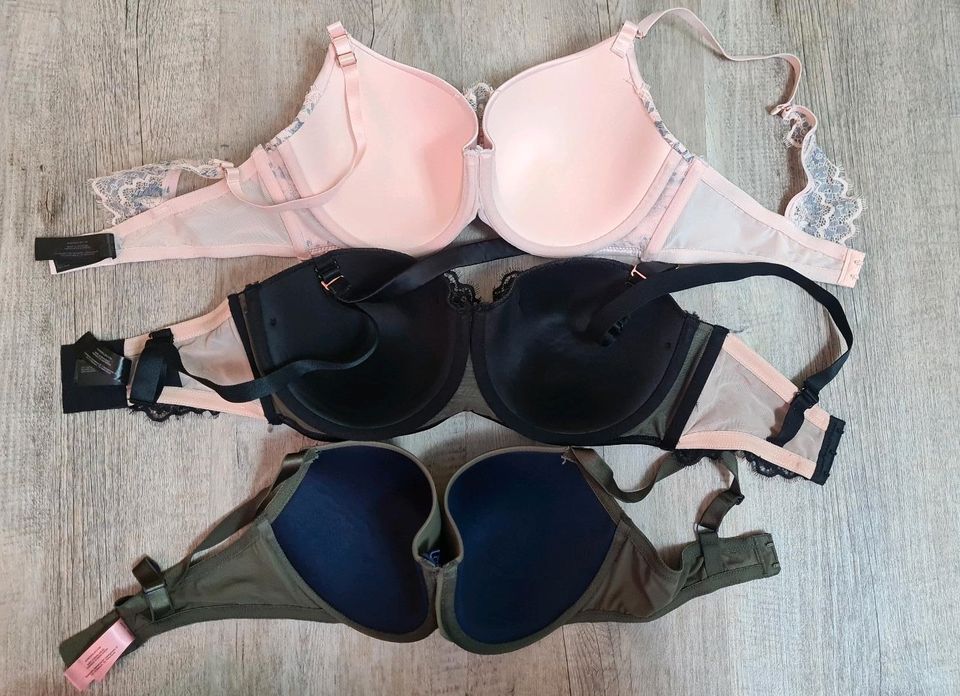 BH Hunkemöller Noir 80E 85D khaki schwarz Spitze in Essen