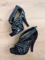 Schwarze Burberry High Heels in 38,5 Düsseldorf - Friedrichstadt Vorschau