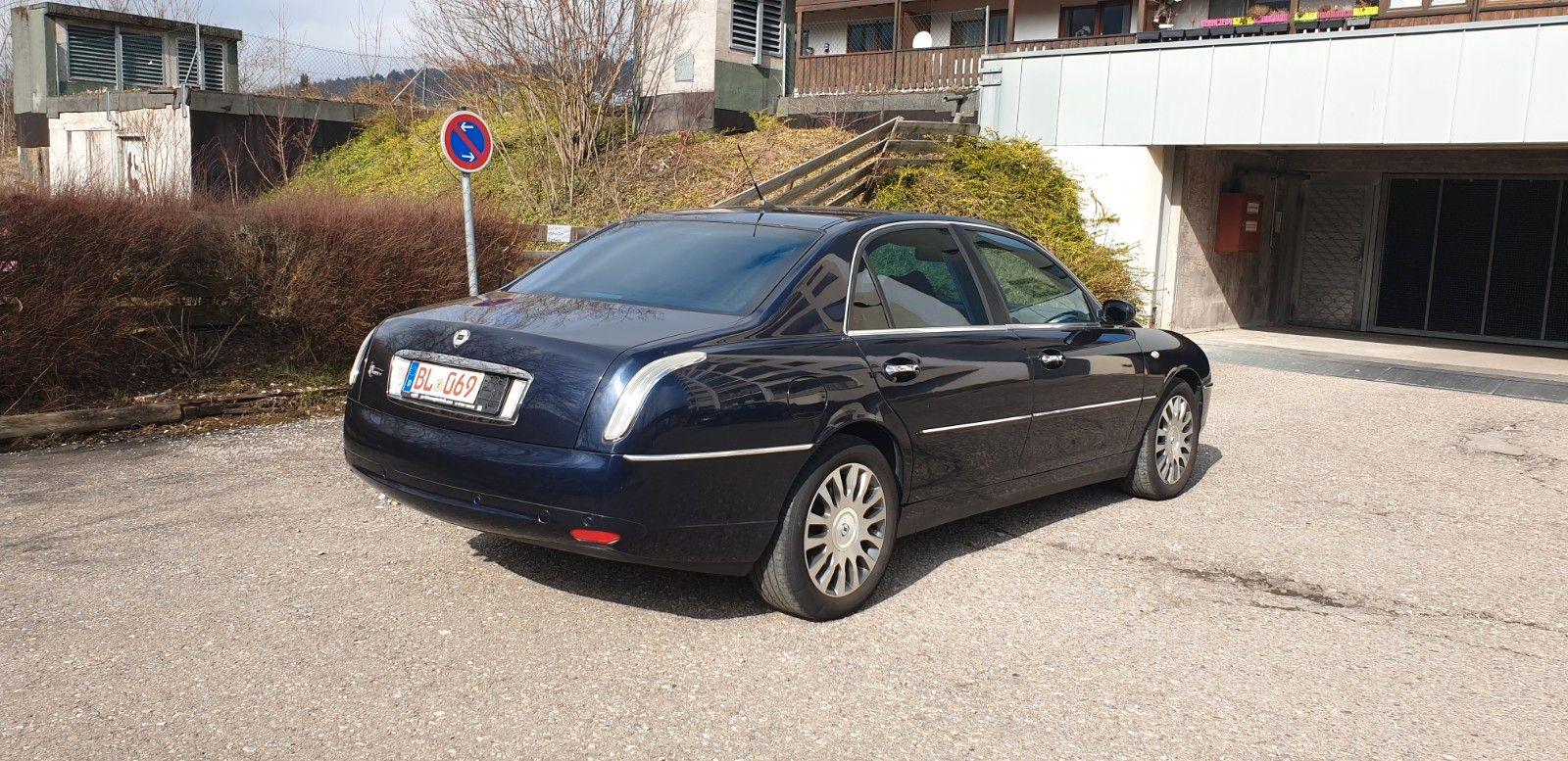 Abbildung des Autos Lancia Thesis 2.0 20v Tu…
