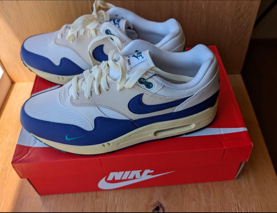 Nike Air Max 1 Athletic Department Deep Royal Blue in Prien