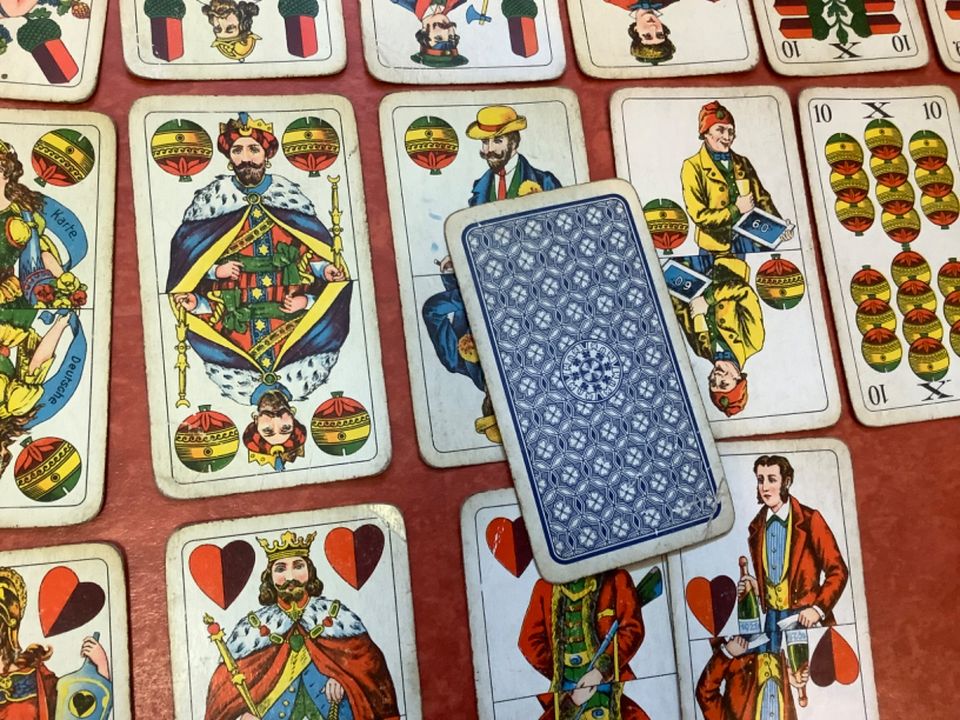 Konvolut alte Spielkarten Skatkarten Romme Skat vor 1945 in Jöhstadt