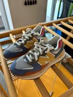 New Balance 36.5 57/40 Grey Blau Silber Violett Düsseldorf - Düsseltal Vorschau