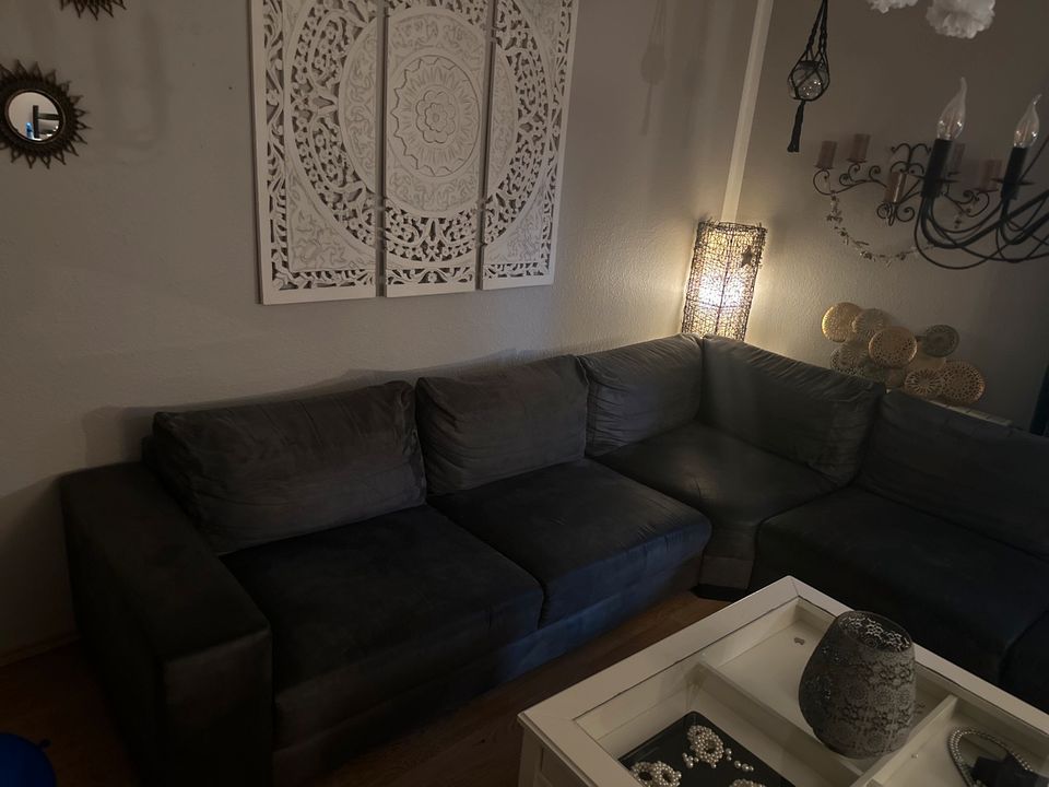 Couch-Ecksofa in Wiefelstede