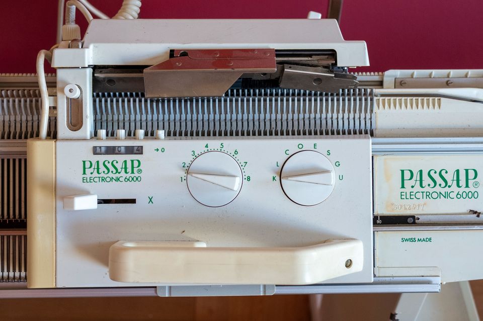 Strickmaschine Pfaff/Passap E6000 in Berlin