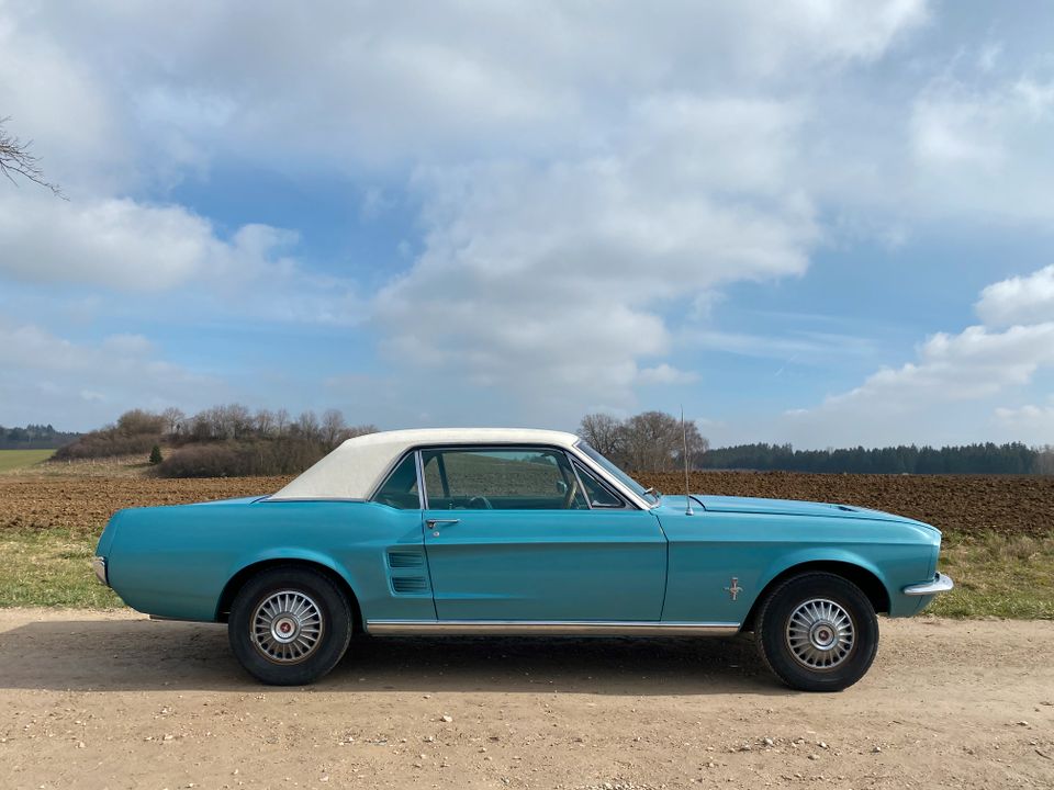 1967 Ford Mustang V8, Deluxe Ausstattung, Servo, Schalter, TÜV&H in Dasing